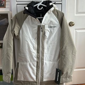 Brand new snow jacket! Tags still on, white and beige, many pockets!!